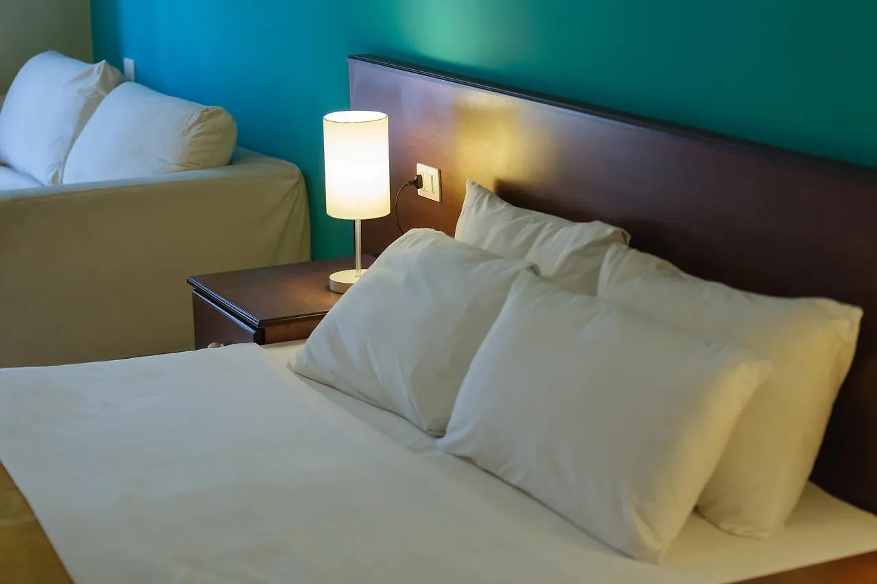 Akileda Hotel Kryemedhej