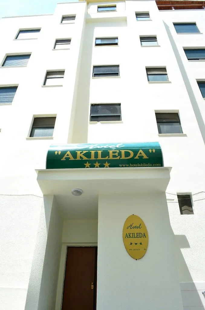 Akileda Hotel Kryemedhej